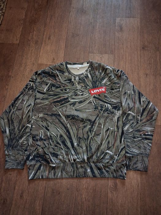 Vintage levis realtree sweatshirt