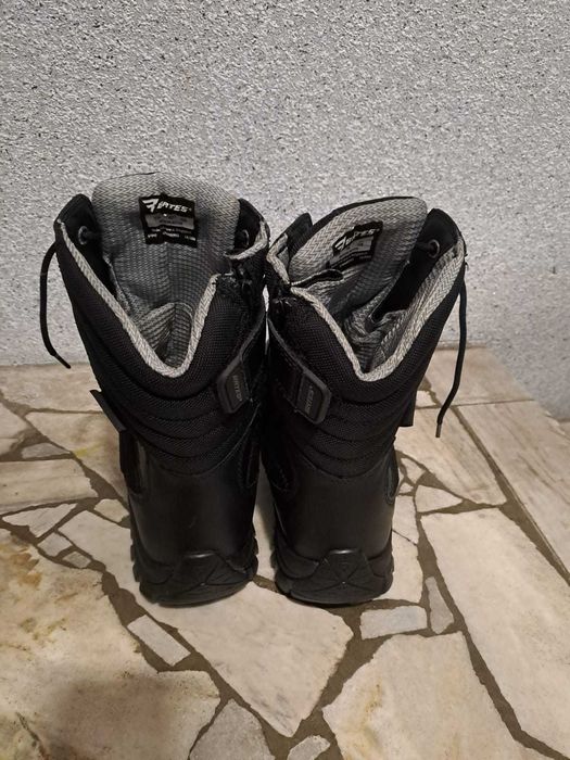 Czarne buty taktyczne