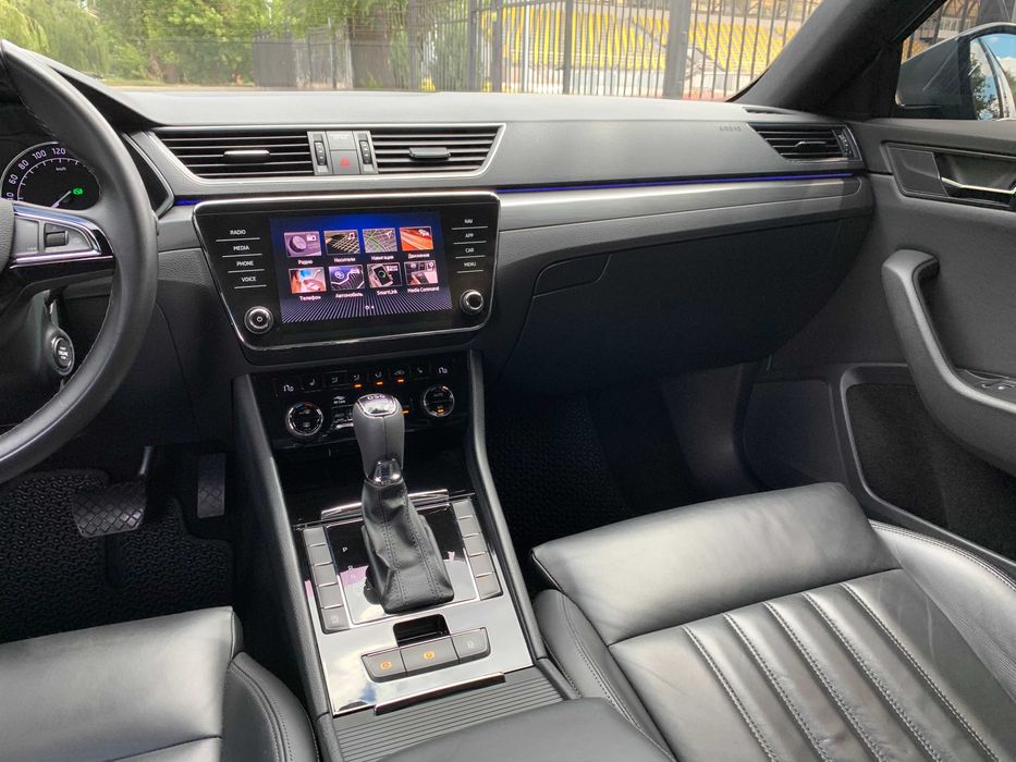 Skoda Superb 2019 VIN TMBAL8NP4KB300177 фото оголошення 15 з 24