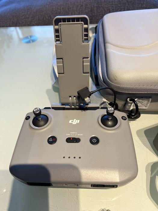 Dron DJI Mini 2 Combo - Jak nowy