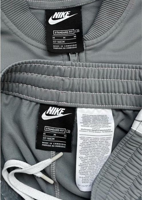 Спортивний костюм Nike на дівчинку 10-11 років
