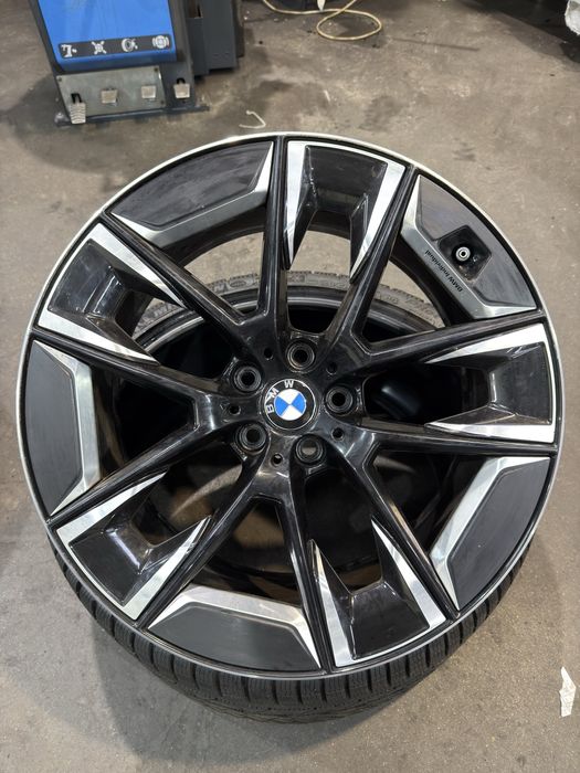 Диски BMW G30 r20 різноширокі
