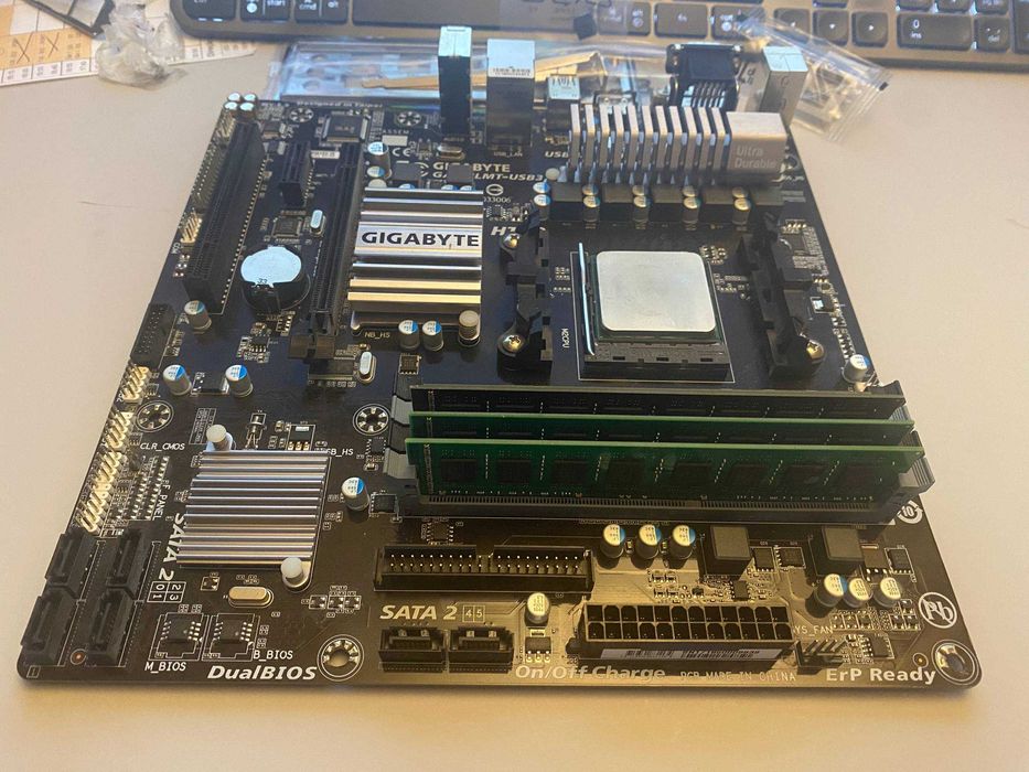 AMD FX-8320E + Motherboard + 32Gb DDR3