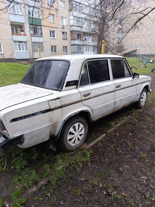 Продам ВАЗ 2103, можно как на запчасти, или немного приложить руки