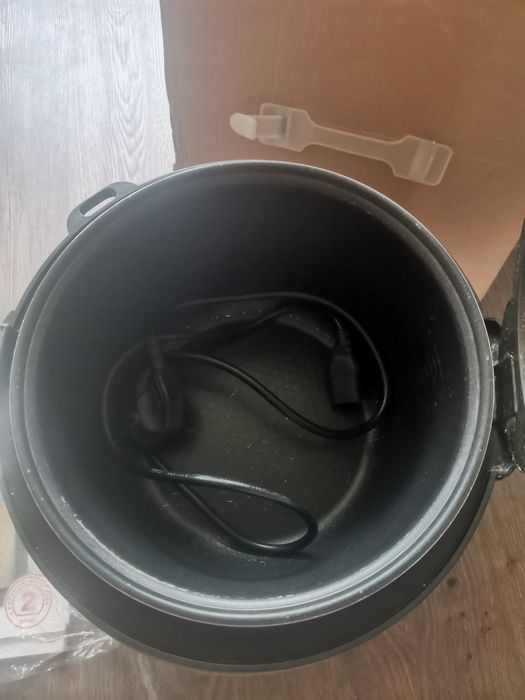 Мультиварка GRUNHELM MC-22SB (Black)