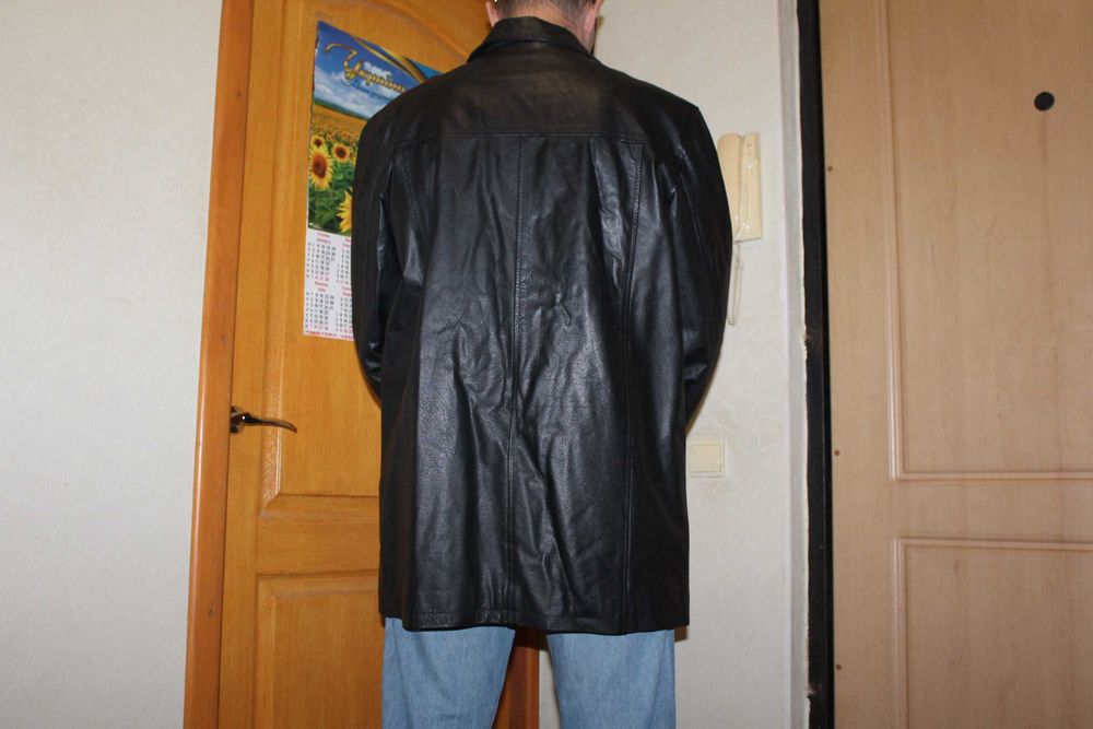 Мужская кожаная куртка Debenhams . Размер XL.52-54.