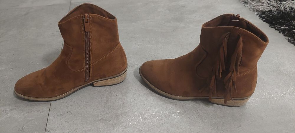 Botki zamszowe roz.35