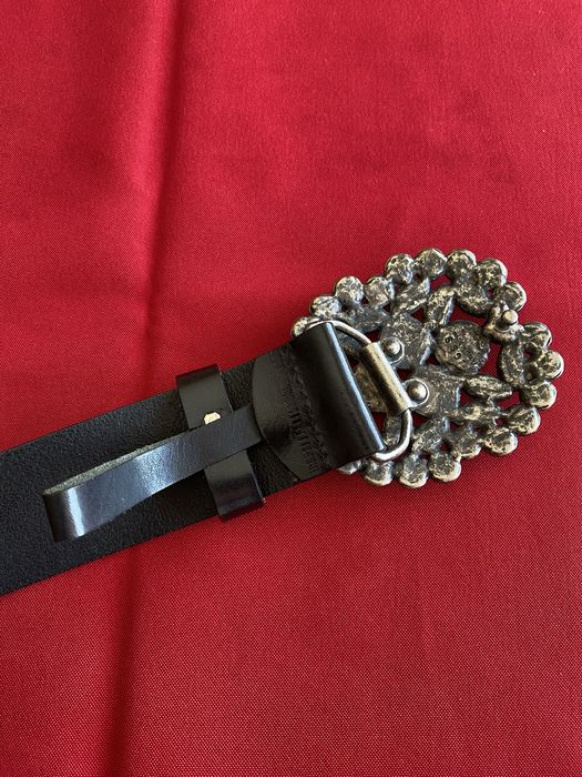 Cinto de festa/cerimónia em pele com pedras