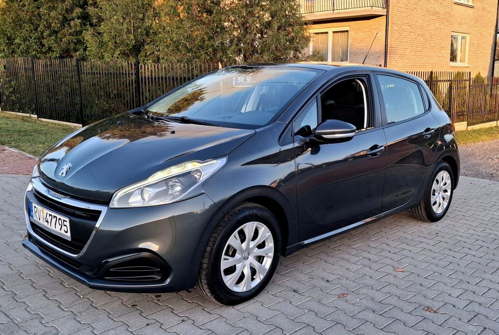 Peugeot 208