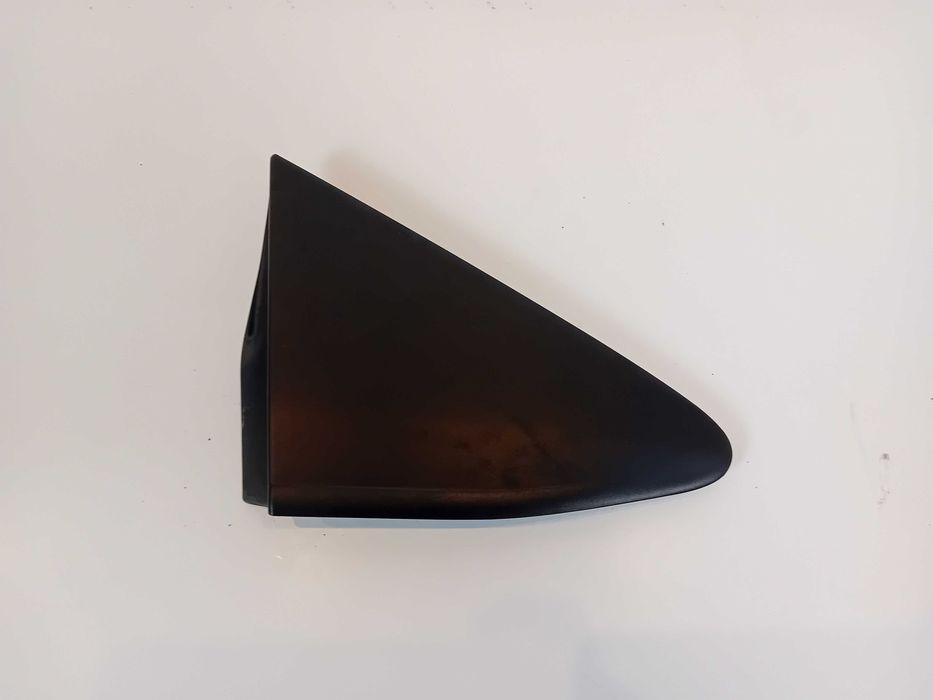 Osłona błotnika Trójkąt Prawa Toyota Yaris III 11/14 r