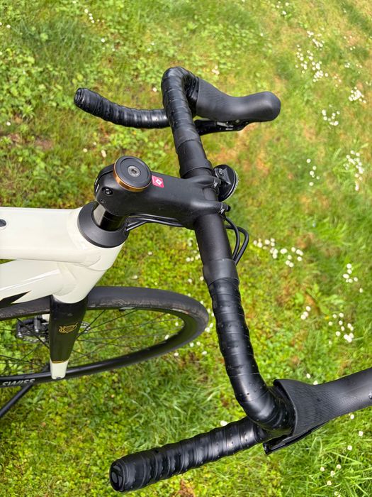 Trek Domane Al 4 r.54+ pedały Bontrager