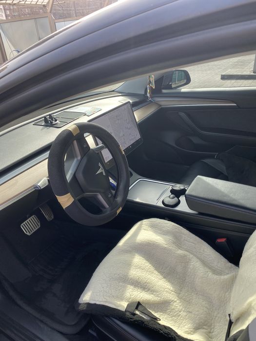 Tesla 3 с Америки .