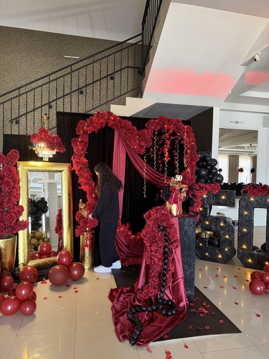 Dekoracje okolicznosciowe wesela chrzciny komunie scianki balony kwiat