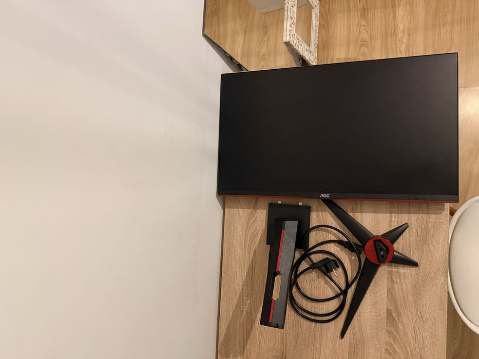 Monitor Gaming AOC AOC 27G2SPAE/BK, um modelo gaming de 27” IPS, Full HD, 165 Hz, 1 ms e FreeSync Premium