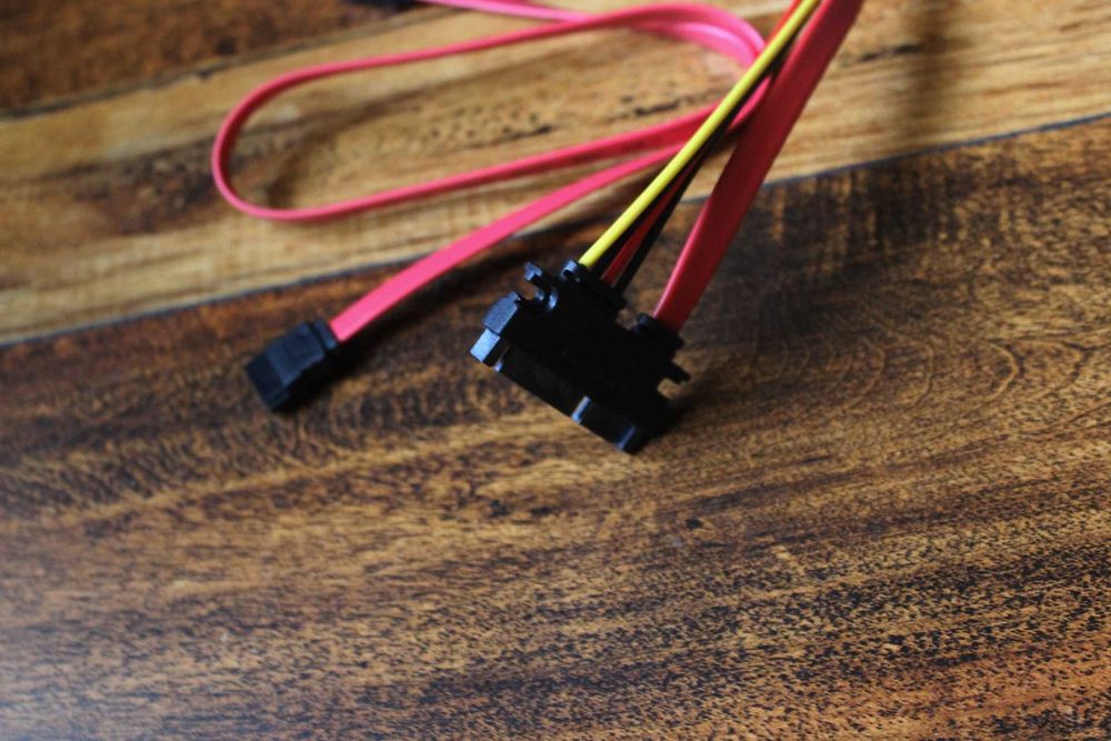 кабелі до пк - комплект нове/ sata 22-pin (7 + 15) SATA Male to Female