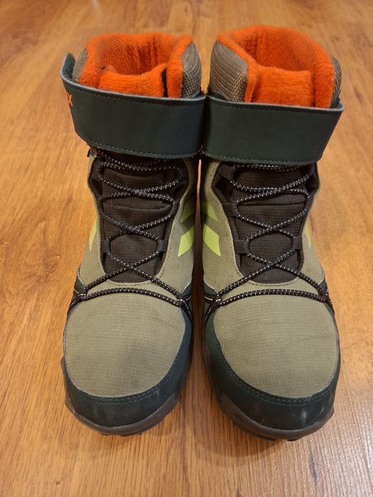 Buty zimowe Adidas Terrex śniegowce dla chłopca chłopięce 39 1/3