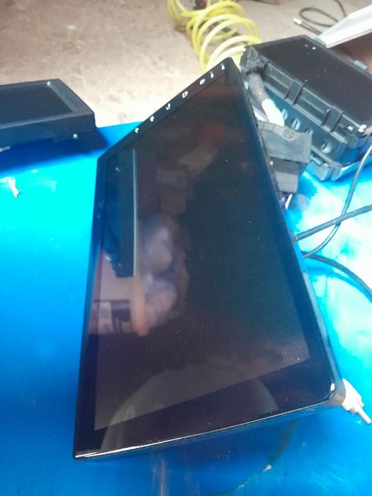 Монітори дисплей