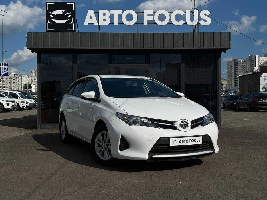 Toyota Auris 2013 року 1.4 Дизель МКПП-6СТ Кредит/Лізинг/Розстрочка/Обмін