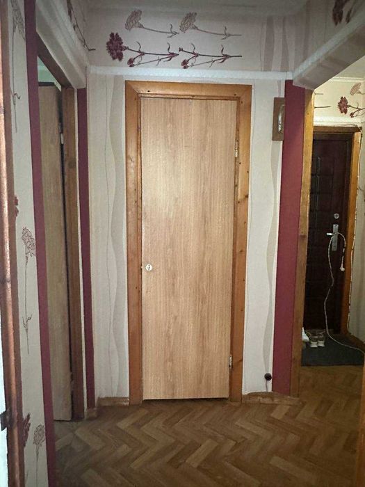 3 кімнмтна Даманский