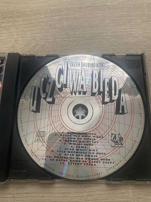 Jacek Skubikowski-Uczciwa Bieda