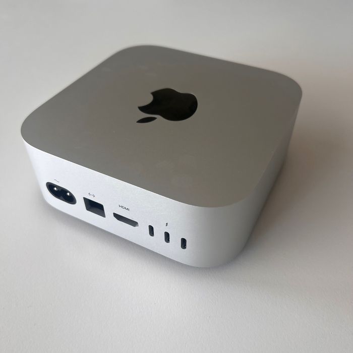 Mac mini M4 16Gb e 256Gb com dockstation512337174143313923