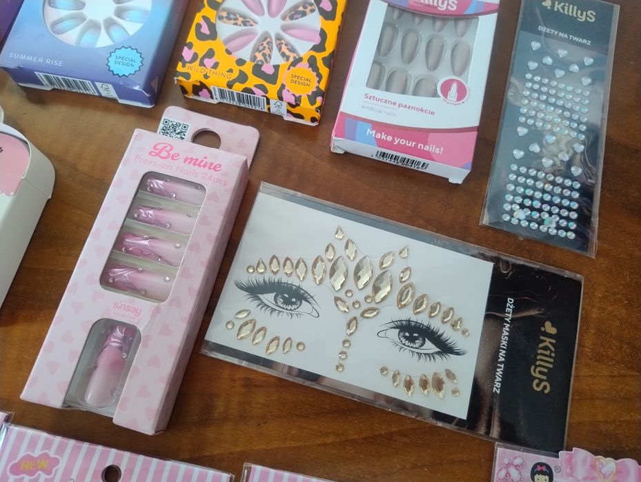Nowe zestawy Paznokci 6 opakowań + akcesoria