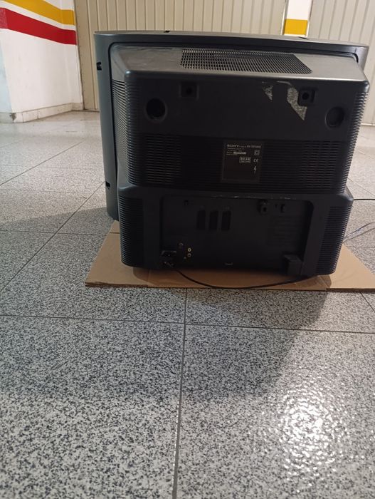 TV Sony em boas condições