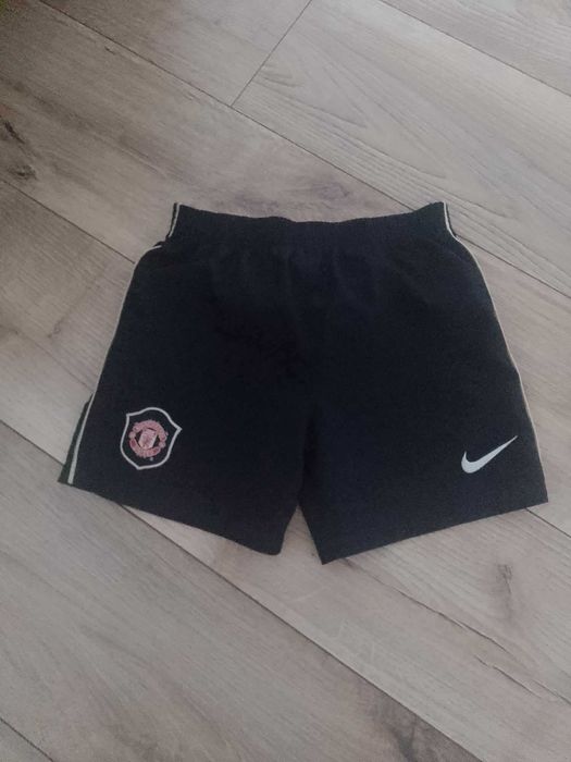 spodenki nike na wf