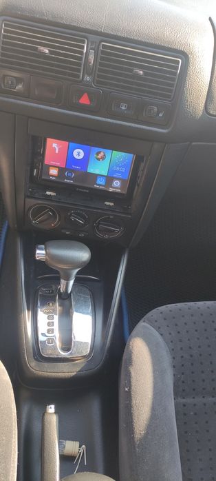 Volkswagen Golf 4 , Автомат! , 1.6 мотор , Кондёр.