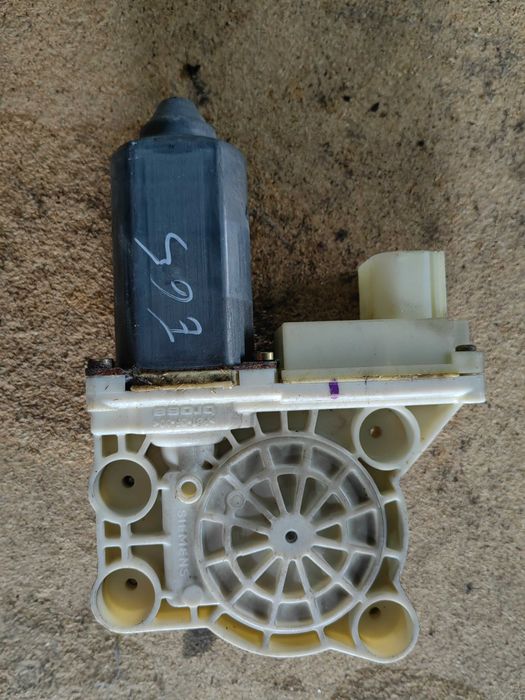 Motor de Elevador Bmw Serie 7 E65 frente esquerdo ( lado condutor)