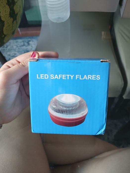 Sinalizador de Emergência LED Automóvel (Novo) — Luz de Sinalização Magnética