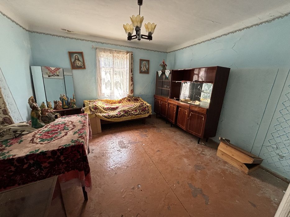 Продається ділянка 20сот. Будинок 51.7м. с.Майдан.Комунікації.Колодязь