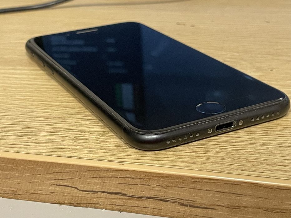 iPhone se 2020 64gb stan bdb