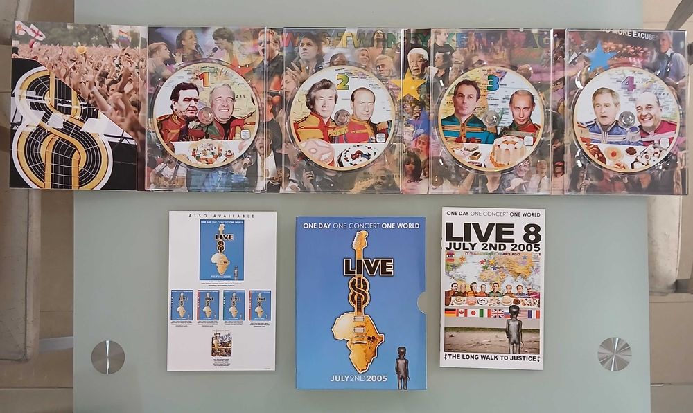 Vendo coleção de dvd's de musica.