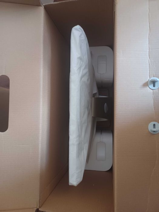 iMac 21.5 2011 p/ Peças/Reparação + Extras
