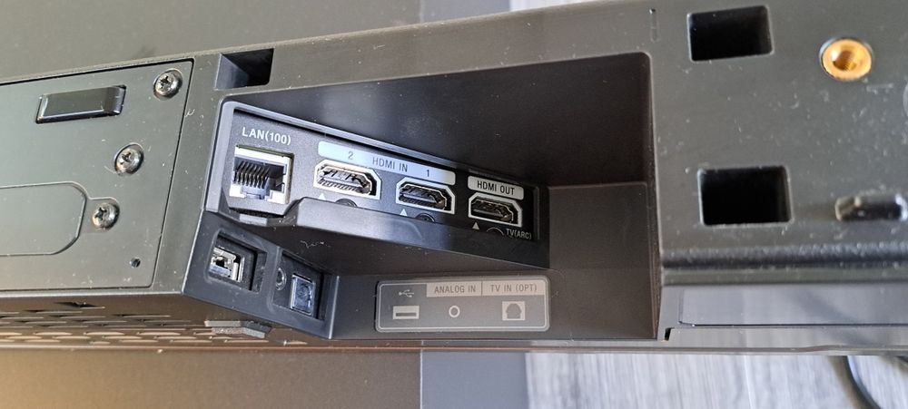 Soundbar Sony SA-ZF9 plus bezprzewodowe  głośniki satelitarne