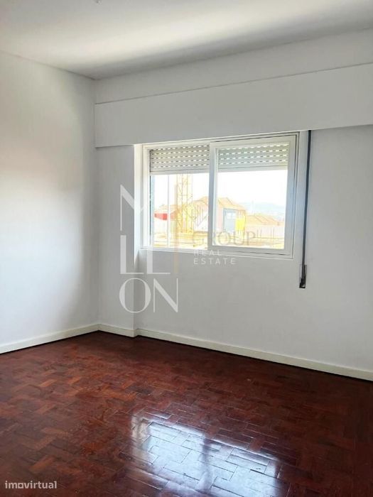 Bonfim | T3 (88m 2 com varanda)