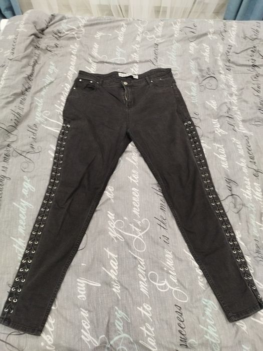 Жіночі джинси  графітового кольору
