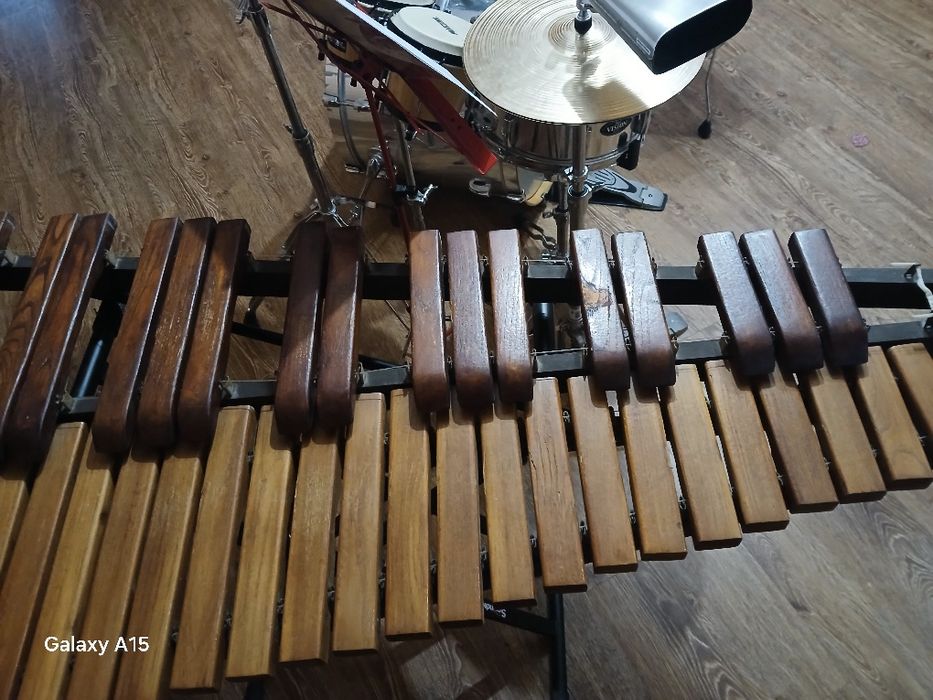 Уроки гри на ударних DRUM SCHOOL