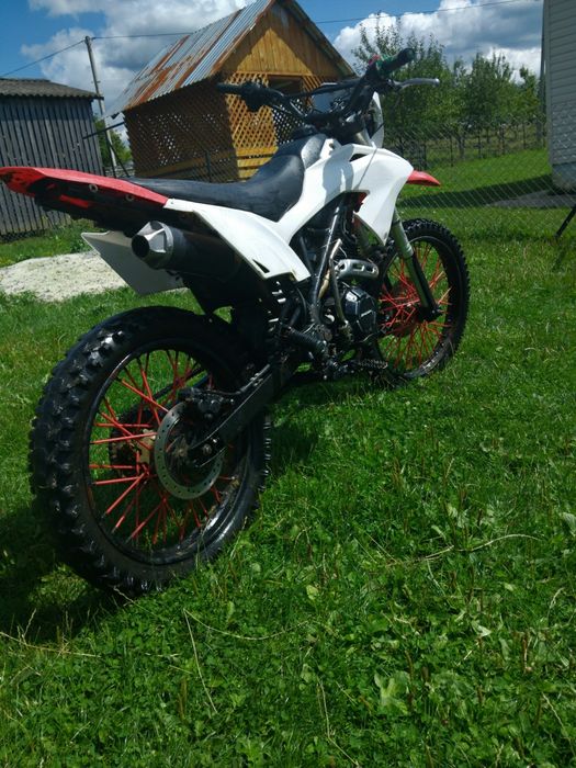 Продам мотоцкл срдх 200