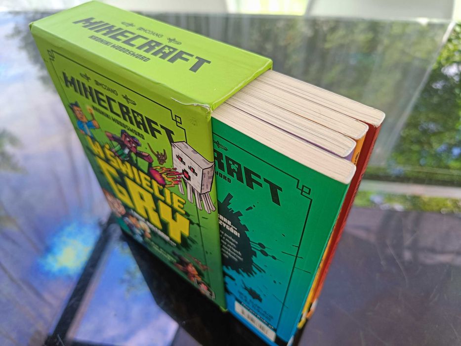 Zestaw książek Minecraft Kroniki Woodsword - 4 książki