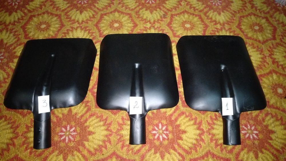 Лом, лопата для хозяйства