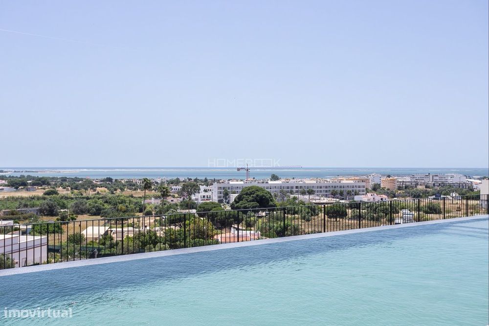 Apartamento Novo T2 - Último andar - Piscina Rooftop e Garagem