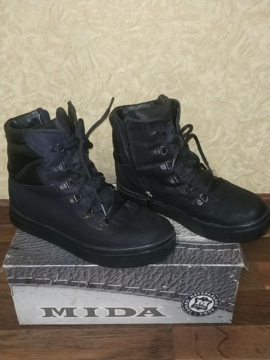 Женские зимние ботинки МIda
