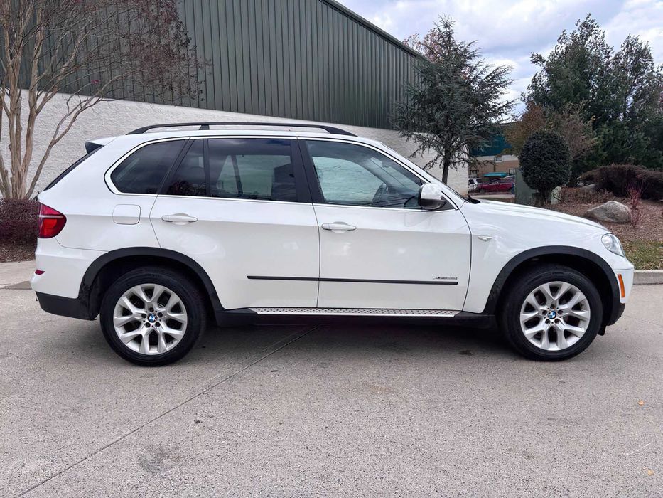 BMW X5 xDrive35i      2013