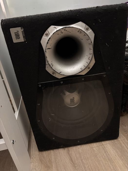 Tuba jbl i glosniki alpine