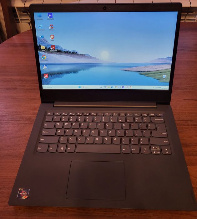 Laptop Lenovo V14 ADA