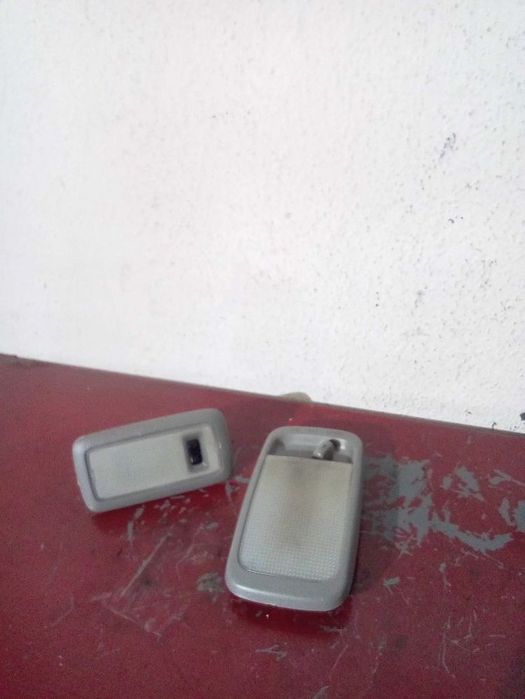 Luzes Do Teto Toyota Corolla (_E10_)