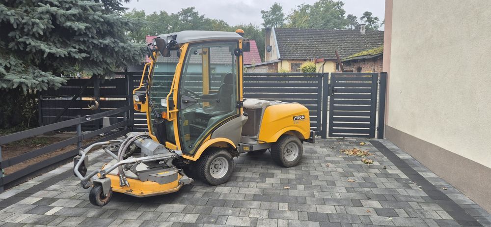 Kosiarka traktorek nośnik Stiga TITAN 740 DCR 4x4 Pług kosisko