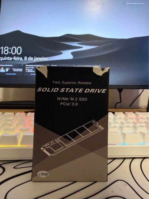 SSD 512GB nunca usado.